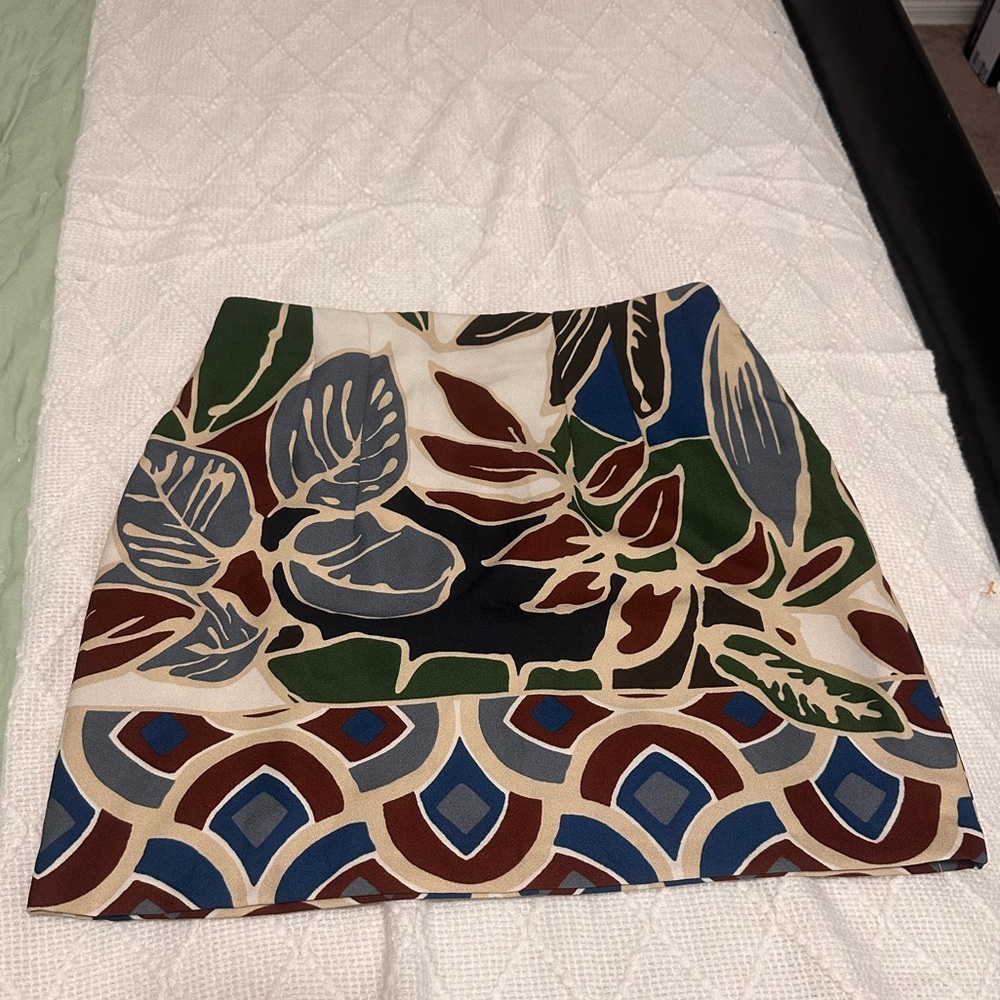Zara abstract botanical skirt (size xs)